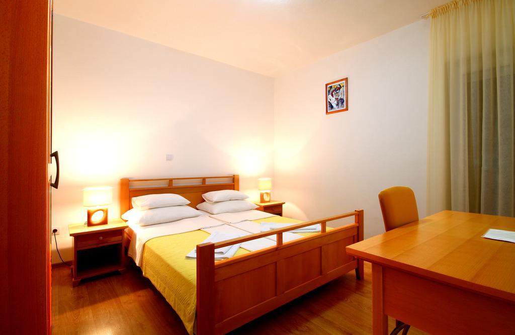 Apartments Durasevic Ilha Ilha Sveti Stefan Exterior foto